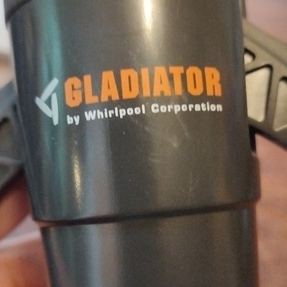 Gladiator Claw Ceiling Mount Bike Hook 1026GW2 - Picture 3 of 5